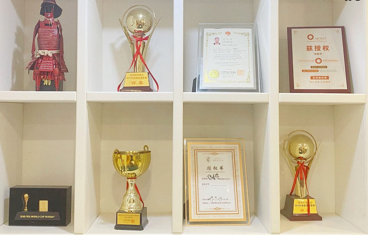 Certificate display
